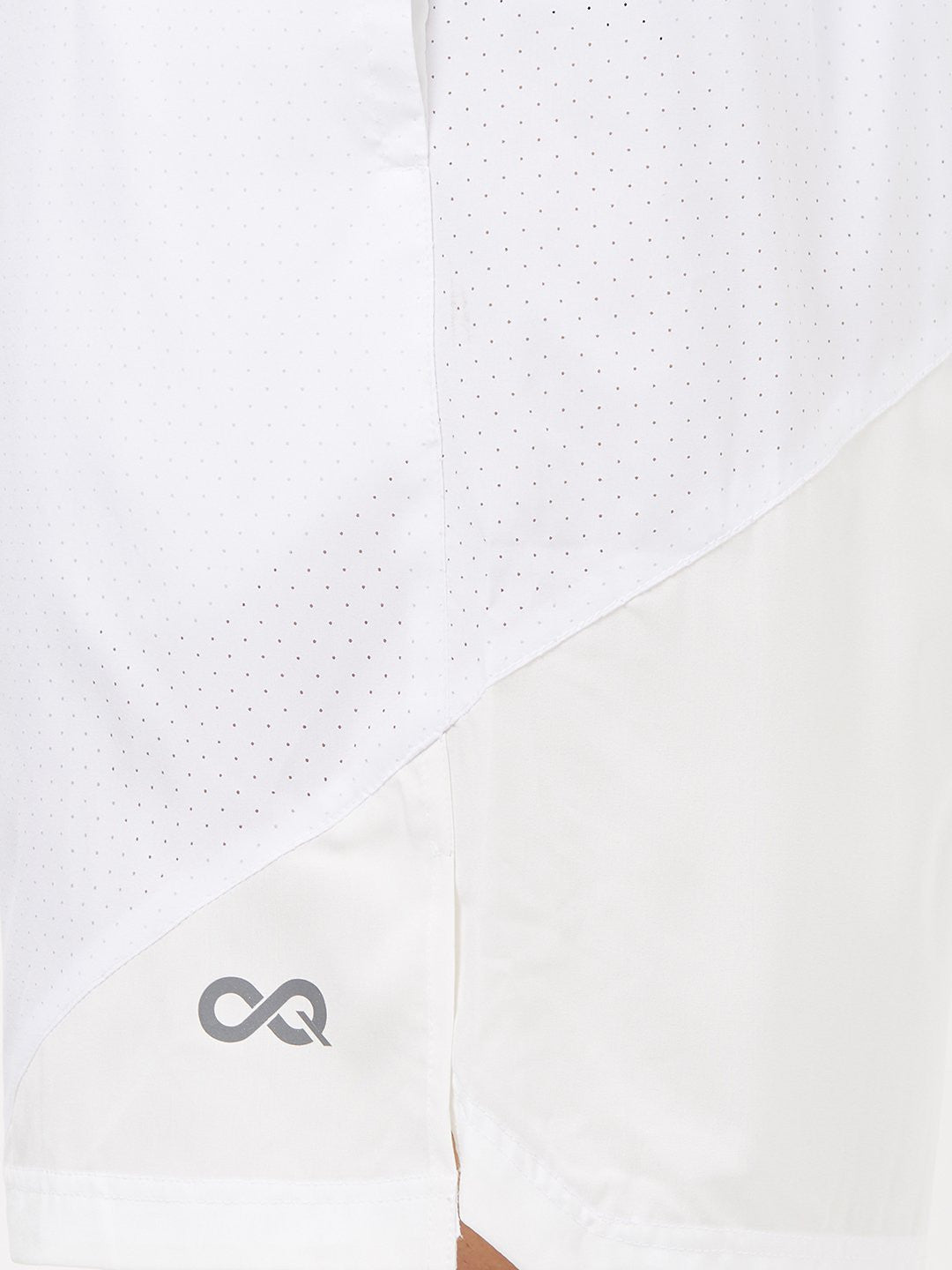 Men White Solid Sports Shorts-A10097WH Sportsqvest